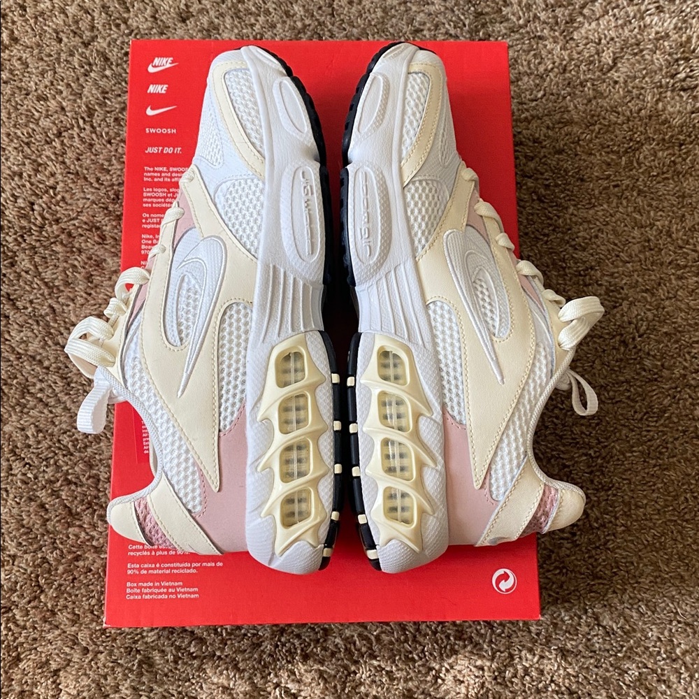 Nike | NIB Women's Nike Zoom Air Fire Sneakers - Picture 6 of 11